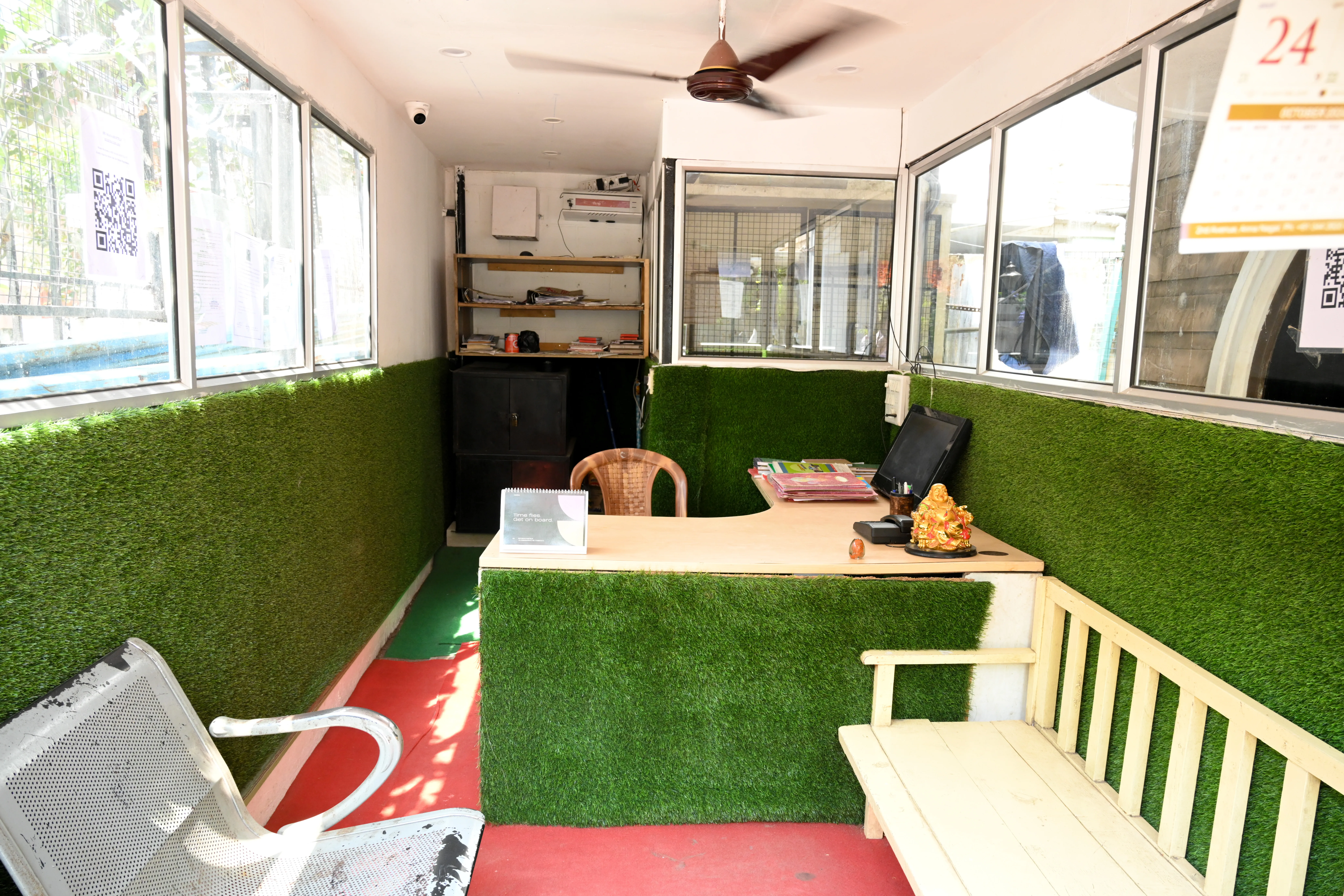 Modern hostel interior and amenities at Sri Maha Hostels Nungambakkam