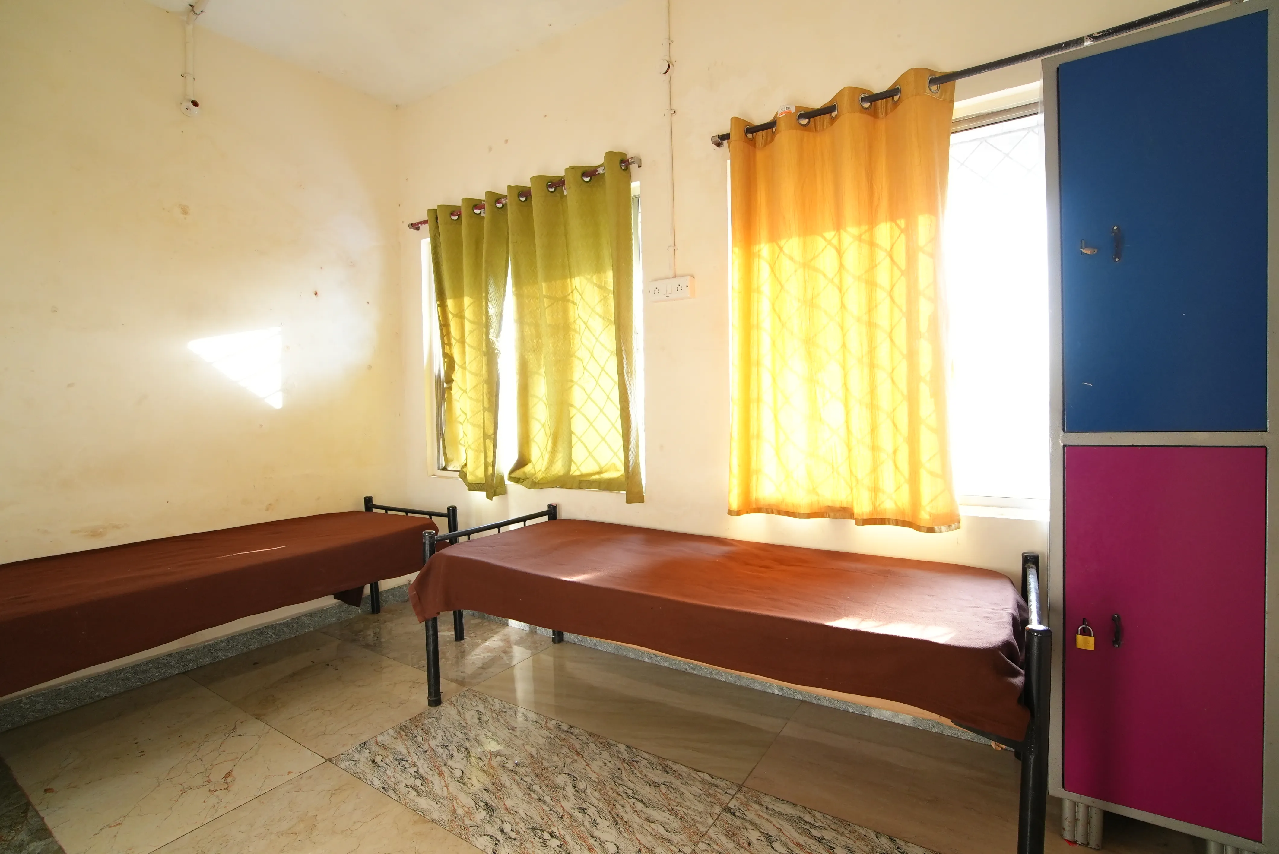 Top 5 Safe Neighborhoods in Chennai for Solo Women